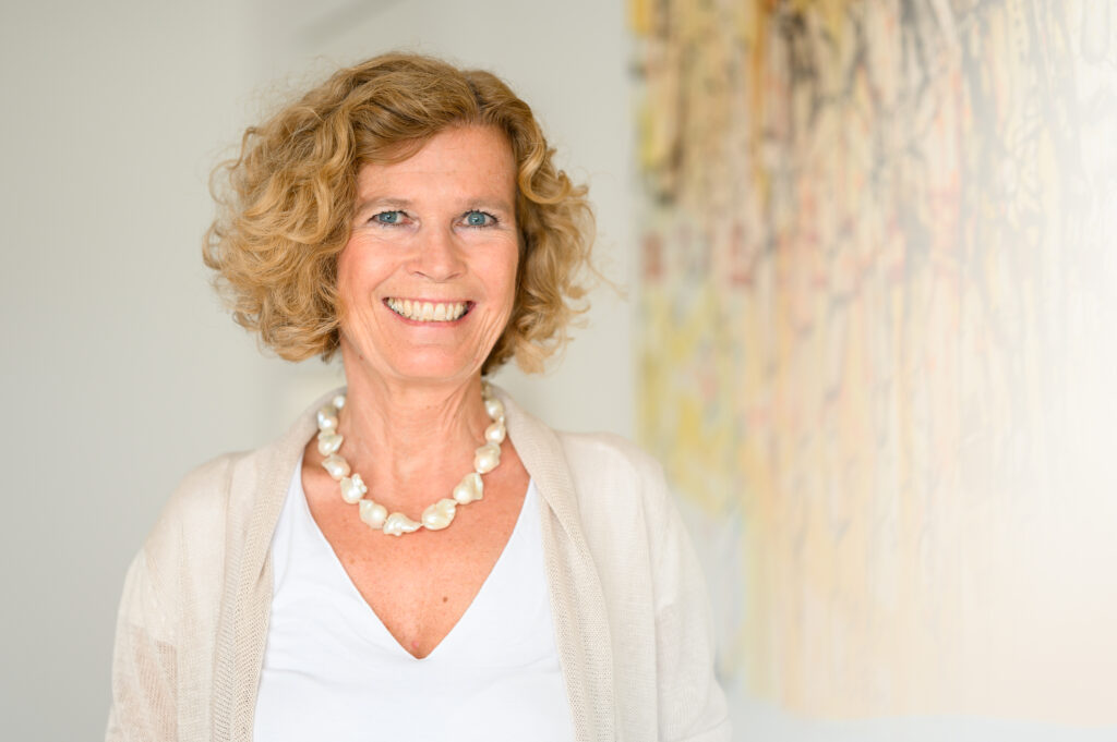 2024-BarbaraGermuth-3000px-9